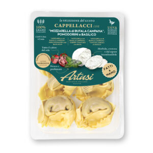 Cappellacci con "Mozzarella di Bufala campana", pomodorini e basilico